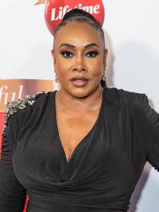 November 18, 2025, Bronx, New York, USA: Vivica A. Fox attends Lifetime Celebrates Annual It s a Wonderful Lifetime Holiday Movie Slate at Overlook at Winter Village Bryant Park in New York, NY on November 18, 2025 Bronx USA - ZUMAr339 20251118_znp_r339_035 Copyright: xLevxRadinx