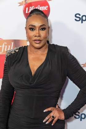 November 18, 2025, Bronx, New York, USA: Vivica A. Fox attends Lifetime Celebrates Annual It s a Wonderful Lifetime Holiday Movie Slate at Overlook at Winter Village Bryant Park in New York, NY on November 18, 2025 Bronx USA - ZUMAr339 20251118_znp_r339_036 Copyright: xLevxRadinx