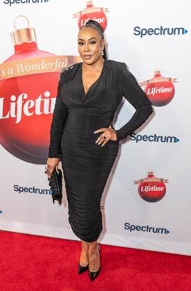 November 18, 2025, Bronx, New York, USA: Vivica A. Fox attends Lifetime Celebrates Annual It s a Wonderful Lifetime Holiday Movie Slate at Overlook at Winter Village Bryant Park in New York, NY on November 18, 2025 Bronx USA - ZUMAr339 20251118_znp_r339_037 Copyright: xLevxRadinx
