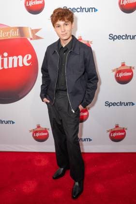 November 18, 2025, Bronx, New York, USA: Eshan Lyall attends Lifetime Celebrates Annual It s a Wonderful Lifetime Holiday Movie Slate at Overlook at Winter Village Bryant Park in New York, NY on November 18, 2025 Bronx USA - ZUMAr339 20251118_znp_r339_016 Copyright: xLevxRadinx