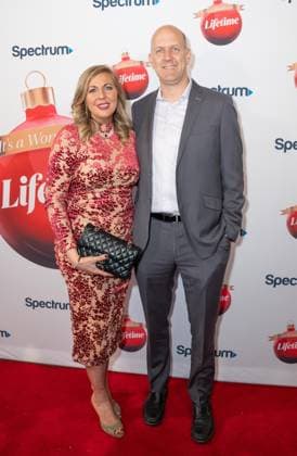 November 18, 2025, Bronx, New York, USA: Shawna McQuate (L) of Blue Star Wives attends Lifetime Celebrates Annual It s a Wonderful Lifetime Holiday Movie Slate at Overlook at Winter Village Bryant Park in New York, NY on November 18, 2025 Bronx USA - ZUMAr339 20251118_znp_r339_019 Copyright: xLevxRadinx