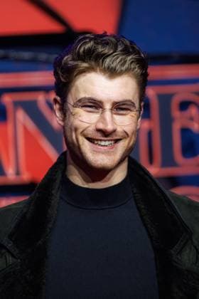 Fan event Stranger Things 5 Linus Weber at the Netflix Stranger Things season 5 fan event at Tempelhof Airport Hangar 7 on 18 11 2025 in Berlin Copyright: xEventpressxKochanx