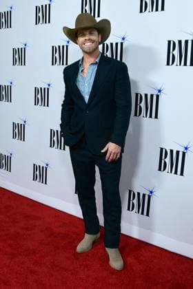 18 November 2025 - Nashville, Tennessee - Dustin Lynch. 2025 BMI Country Awards held at BMI Music Row. Nashville USA - ZUMAa123 20251118_zaa_a123_051 Copyright: xDara-MichellexFarrx