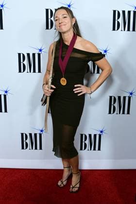 18 November 2025 - Nashville, Tennessee - Carrie Karpinen. 2025 BMI Country Awards held at BMI Music Row. Nashville USA - ZUMAa123 20251118_zaa_a123_052 Copyright: xDara-MichellexFarrx