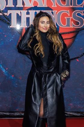 Fan Event Stranger Things 5 Melisa Gelen at the Netflix Stranger Things Season 5 Fan Event at Tempelhof Airport Hangar 7 on 18 11 2025 in Berlin Copyright: xEventpressxKochanx