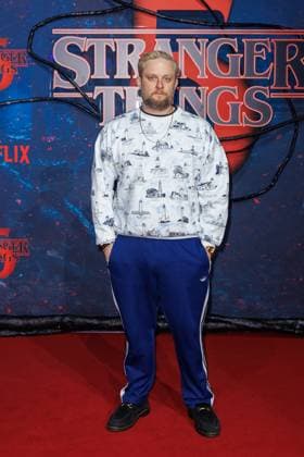 Fan event Stranger Things 5 Fatoni at the Netflix Stranger Things season 5 fan event at Tempelhof Airport Hangar 7 on 18 11 2025 in Berlin Copyright: xEventpressxKochanx