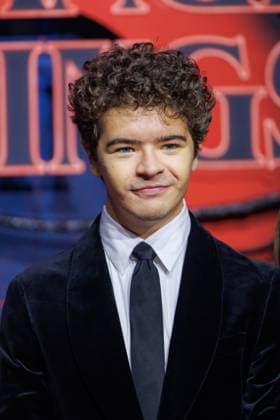 Fan Event Stranger Things 5 Gaten Matarazzo at the Netflix Stranger Things Season 5 Fan Event at Tempelhof Airport Hangar 7 on 18 11 2025 in Berlin Copyright: xEventpressxKochanx