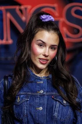 Stranger Things 5 fan event Maria Gabriela Santos at the Netflix Stranger Things season 5 fan event at Tempelhof Airport Hangar 7 on 18 11 2025 in Berlin Copyright: xEventpressxKochanx