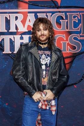 Stranger Things 5 fan event Riccardo Simonetti at the Netflix Stranger Things season 5 fan event at Tempelhof Airport Hangar 7 on 18 11 2025 in Berlin Copyright: xEventpressxKochanx