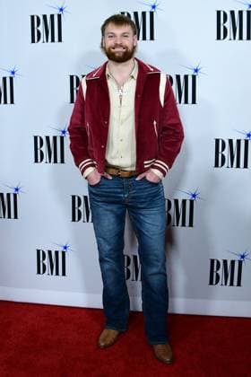18 November 2025 - Nashville, Tennessee - Kevin Powers. 2025 BMI Country Awards held at BMI Music Row. Nashville USA - ZUMAa123 20251118_zaa_a123_069 Copyright: xDara-MichellexFarrx