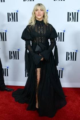 18 November 2025 - Nashville, Tennessee - Kimberly Perry, The Band Perry. 2025 BMI Country Awards held at BMI Music Row. Nashville USA - ZUMAa123 20251118_zaa_a123_088 Copyright: xDara-MichellexFarrx