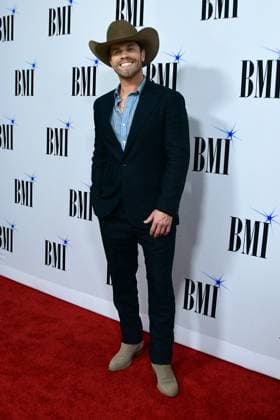 18 November 2025 - Nashville, Tennessee - Dustin Lynch. 2025 BMI Country Awards held at BMI Music Row. Nashville USA - ZUMAa123 20251118_zaa_a123_105 Copyright: xDara-MichellexFarrx