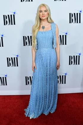 18 November 2025 - Nashville, Tennessee - Zandi Holup. 2025 BMI Country Awards held at BMI Music Row. Nashville USA - ZUMAa123 20251118_zaa_a123_137 Copyright: xDara-MichellexFarrx