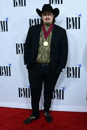 18 November 2025 - Nashville, Tennessee - Hardy. 2025 BMI Country Awards held at BMI Music Row. Nashville USA - ZUMAa123 20251118_zaa_a123_155 Copyright: xDara-MichellexFarrx