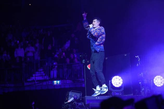 Bastille Perform at O2 Arena, London, UK Lead singer Dan Smith of English indie pop band Bastille performs at O2 Arena, London, England, UK on Tuesday 18 November 2025 as part of their From All Sides 2025 Tour., Credit:Justin Ng Avalon UK, England, London, O2 Arena  Copyright: xJustinxNgx xAvalonx 1053205539