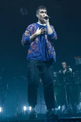 Bastille Perform at O2 Arena, London, UK Lead singer Dan Smith of English indie pop band Bastille performs at O2 Arena, London, England, UK on Tuesday 18 November 2025 as part of their From All Sides 2025 Tour., Credit:Justin Ng Avalon UK, England, London, O2 Arena  Copyright: xJustinxNgx xAvalonx 1053205557