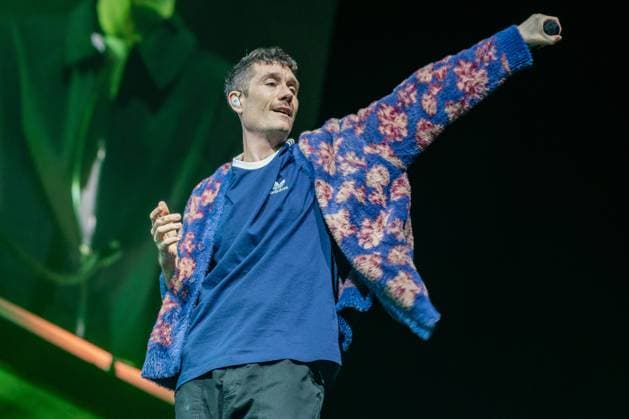 November 18, 2025, London, United Kingdom: Dan Smith of Bastille seen performing live on stage during their UK tour. Bastille Performed at London O2 Arena UK as the last night of their From All Sides Songs from the First 15 years, UK Tour on 18th November 2025.Bastille are Dan Smith, Will Farquarson, Kyle Simmons and Chris Wood, The Band Bastille was also joined by guest touring musicians. London United Kingdom - ZUMAs197 20251118_aaa_s197_453 Copyright: xBonniexBritainx