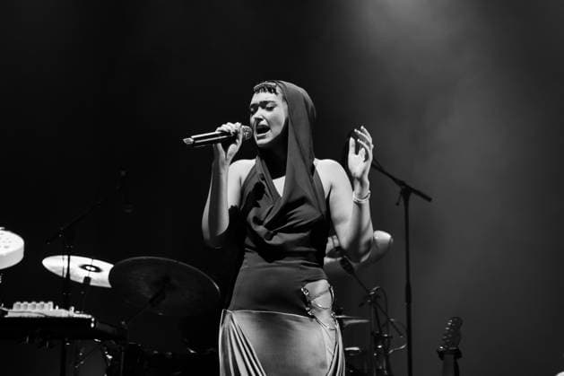 Joy Crookes performing live at Brixton Academy in London, United Kingdom on 18th November 2025 Joy Crookes performing live at Brixton Academy in London, United Kingdom on 18th November 2025, Credit:Sam Haines Avalon United Kingdom, London, Brixton Academy  Copyright: xSamxHainesx xAvalonx 1053203689