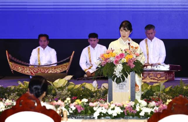 Japan Princess Aiko in Laos Japanese Princess Aiko (front) prepares to make a speech at a banquet hosted by Laotian Vice President Pany Yathotou in Vientiane on Nov. 18, 2025, during her official trip to Laos.  A14AA0005044119P