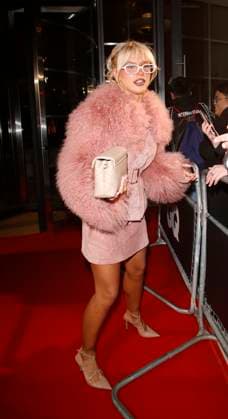 Sky was all smiles England London Sky was all smiles as the pair left GQ s Men of the Year 2025 afterparty this year event was held at 180 The Strand on November 18th 2025. The annual awards and party thrown by men s fashion and style magazine. Byline: Smart Pictures Think Pictures think Smart GOT A TIP STORY? CALL OR E-MAIL TEAM SMART Ed@smartpictures.co.uk Mary@smartpictures.co.uk info@smartpictures.co.uk web site:smartpictures.co.uk Office :Telephone: +44 7956 245606, Credit:James James Smart Pictures Avalon  Copyright: xJamesxJames xSmartxPicturesx xAvalonx 1053227236