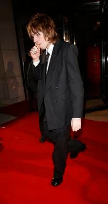 Gene Gallagher Gene Gallagher smoking at the GQ s Men of the Year 2025 afterparty this year event was held at 180 The Strand on November 18th 2025. The annual awards and party thrown by men s fashion and style magazine., Credit:James James Smart Pictures Avalon  Copyright: xJamesxJames xSmartxPicturesx xAvalonx 1053236313