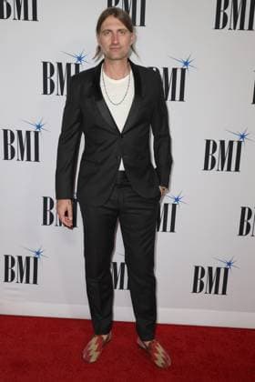 73rd Annual BMI Country Awards Ryan Hurd arriving at the 73rd Annual BMI Country Awards held at the BMI Building on November 18, 2025 in Nashville, TN. Nashville BMI Building Tennessee USA Copyright: xCurtisxHilbunx xAFF-USA.COMx