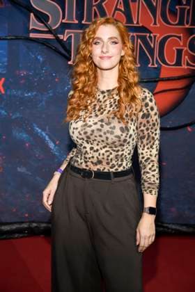 abb Lara Trautmann as a guest on the red carpet at the big fan event with screening of the Netflix series STRANGER THINGS 5 at Tempelhof Airport on 18 11 2025 in Berlin Berlin Germany