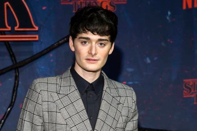 abb Noah Schnapp as a guest on the red carpet at the big fan event with screening of the Netflix series STRANGER THINGS 5 at Tempelhof Airport on 18 11 2025 in Berlin Berlin Germany