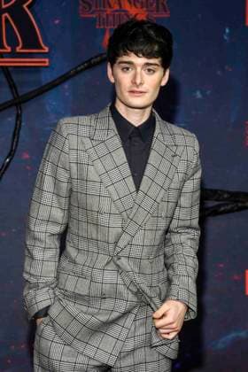 abb Noah Schnapp as a guest on the red carpet at the big fan event with screening of the Netflix series STRANGER THINGS 5 at Tempelhof Airport on 18 11 2025 in Berlin Berlin Germany