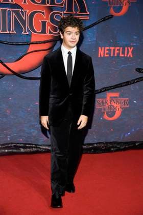 abb Gaten Matarazzo as a guest on the red carpet at the big fan event with screening of the Netflix series STRANGER THINGS 5 at Tempelhof Airport on 18 11 2025 in Berlin Berlin Germany