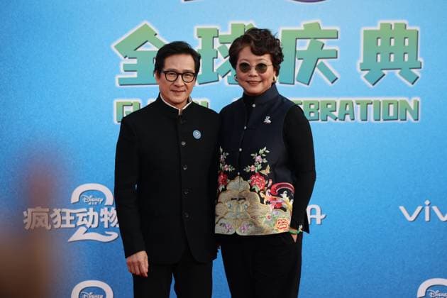 SHANGHAI, CHINA - NOVEMBER 18: Actor Ke Huy Quan arrives at the red carpet for Zootopia 2 global celebration at Shanghai Disneyland on November 18, 2025 in Shanghai, China.  Copyright: xVCGx 111604674466