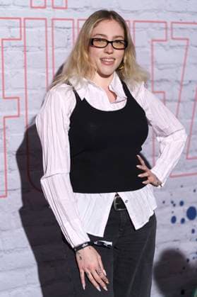 Taylor Hollingsworth at the screening of the Joyn series Frier and Fünfzig Am Ende meiner Tage in the Astor Film Lounge at Arri Munich, 18 11 2025 Foto:xN.xKolinzx xFuturexImagex frier_5130