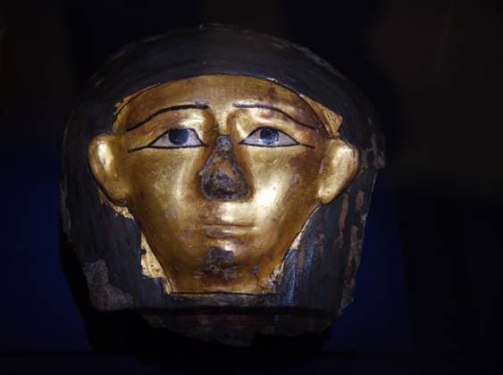 Mummies at the Museum of Mankind - Paris Mummies at the Museum of Mankind (Musee de L Homme). Mummies during a media preview of the exhibition in Paris, France on November 18, 2025. Photo by Alain Apaydin ABACAPRESS Paris France  Copyright: xApaydinxAlain ABACAx