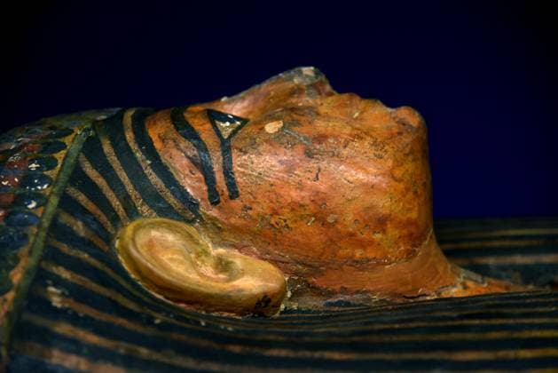 Mummies at the Museum of Mankind - Paris Mummies at the Museum of Mankind (Musee de L Homme). Mummies during a media preview of the exhibition in Paris, France on November 18, 2025. Photo by Alain Apaydin ABACAPRESS Paris France  Copyright: xApaydinxAlain ABACAx