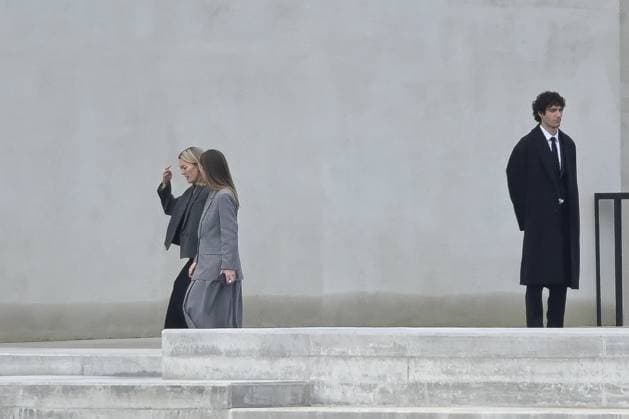 Inauguration of the Annie Leibovitz Wonderland exhibition at the Marta Ortega Pérez Foundation A Coruna The chairwoman of Inditex, Marta Ortega i , during the opening of the Annie Leibovitz Wonderland exhibition at the Marta Ortega Pérez Foundation, on November 19, 2025, in A Coruna, Galicia Spain The exhibition is the first major retrospective of the photographer in Spain and reviews her creative universe through four sections portraits of musicians from her early years, an immersive installation on the Rolling Stones tour in 1975, Stream of Consciousness with portraits of artists and writers, and an unpublished collection of her iconic fashion photographs, considered the soul of the project 19 NOVEMBER 2025 M A Coruna, Galicia A Coruna, Copyright: xM.xDylanx 7110566