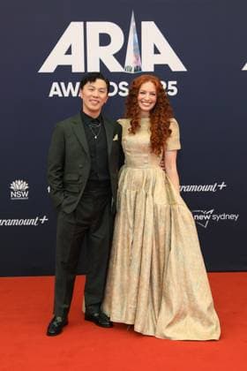 November 19, 2025: ELVIN LAM and EMMA WATKINS attends the 2025 ARIA Awards at the Hordern Pavilion on November 19, 2025 in Sydney, NSW Australia - ZUMAa155 20251119_aaa_a155_039 Copyright: xChristopherxKhouryx