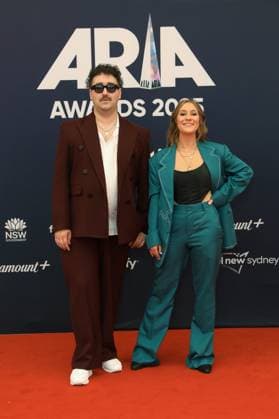 November 19, 2025: NICK KELLY and LOREN BARRY attends the 2025 ARIA Awards at the Hordern Pavilion on November 19, 2025 in Sydney, NSW Australia - ZUMAa155 20251119_aaa_a155_042 Copyright: xChristopherxKhouryx