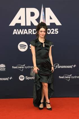 November 19, 2025: HELEINA ZARA attends the 2025 ARIA Awards at the Hordern Pavilion on November 19, 2025 in Sydney, NSW Australia - ZUMAa155 20251119_aaa_a155_059 Copyright: xChristopherxKhouryx