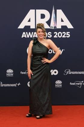 November 19, 2025: MEGAN BURSLEM attends the 2025 ARIA Awards at the Hordern Pavilion on November 19, 2025 in Sydney, NSW Australia - ZUMAa155 20251119_aaa_a155_076 Copyright: xChristopherxKhouryx