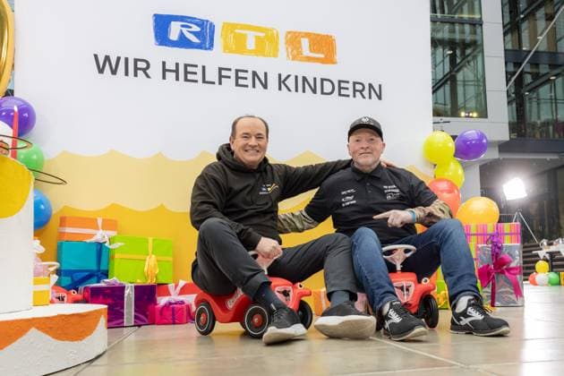 Press event for the RTL charity marathon in Cologne, 19 11 2025 Wolfram KONS and Joey KELLY on bobby cars At the RTL headquarters in Cologne Deutz, Joey Kelly and Wolfram Kons present the 24H BIRTHDAY CHALLENGE for the 30 RTL SPENDENM Copyright: xBonn.digitalx
