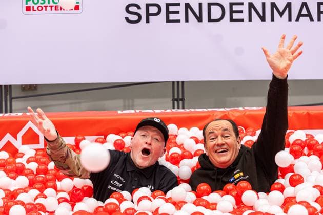Press event for the RTL charity marathon in Cologne, 19 11 2025 Joey KELLY and Wolfram KONS in the ball pool At the RTL headquarters in Cologne Deutz, Joey Kelly and Wolfram Kons present the 24H BIRTHDAY CHALLENGE for the 30 RTL SPENDEN Copyright: xBonn.digitalx