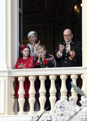 FETE NATIONALE MONACO PHOTOPQR NICE MATIN Jean François Ottonello Monaco 19 11 2025 Fete Nationale Monegasque 2025 Le prince Albert II, la princesse Charlene, le prince hereditaire Jacques et la princesse Gabriella a la fenetre du palais princier, place du palais Monaco 19 November 2025 Monegasque National Day 2025 - Prince Albert II, Princess Charlene, Hereditary Prince Jacques, and Princess Gabriella at the window of the Princes Palace, Palace Square Monaco France  Copyright: xPHOTOPQR NICExMATIN MAXPPPxJeanxFrançoisxOttonellox 20251119NIM3963 20251119NIM3963