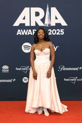 November 19, 2025: KYE attends the 2025 ARIA Awards at the Hordern Pavilion on November 19, 2025 in Sydney, NSW Australia - ZUMAa155 20251119_aaa_a155_107 Copyright: xChristopherxKhouryx