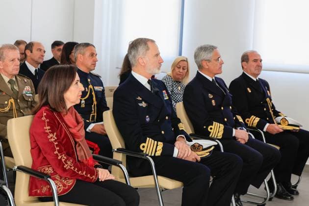 Spanish King Felipe VI and minister Margarita Robles visits the Juan Sebastián de Elcano naval historical archive in Madrid on Wednesday, 19 November 2025. Cordon Press  MarcoxAntonioxRomero