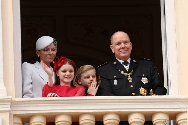 FÃªte nationale Monaco NO TABLOIDS WEB & PRINT, BILDZEITUNG OUT, BILD.DE OUT, NO DAILY MAIL, NO DAILY MAIL GROUP, NO VOICI, NO CLOSER, NO PUBLIC Princess Charlene of Monaco, Prince Jacques of Monaco, Prince Albert II of Monaco and Princess Gabriella of Monaco at the Balcony Palace during the Monaco National Day Celebrations, on November 19 TH 2025 La princesse Charlene de Monaco, le prince Jacques de Monaco, le prince Albert II de Monaco et la princesse Gabriella de Monaco au balcon du palais lors des cÃ lÃ brations de la FÃªte nationale monÃ gasque, le 19 novembre  Copyright: x Allpixx