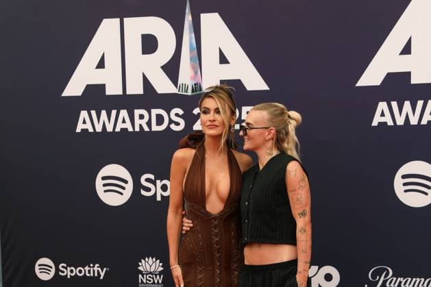 November 19, 2025: CHRISHELL STAUSE and G-FLIP attends the 2025 ARIA Awards at the Hordern Pavilion on November 19, 2025 in Sydney, NSW Australia - ZUMAa155 20251119_aaa_a155_122 Copyright: xChristopherxKhouryx