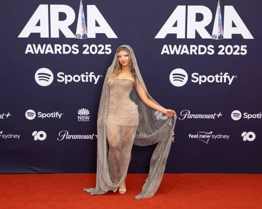 ARIA AWARDS 2025, Larissa Lambert poses for a photo during the 2025 ARIA Awards at Hordern Pavilion in Sydney, Wednesday, November 19, 2025. ( NO ARCHIVING SYDNEY NEW SOUTH WALES AUSTRALIA  Copyright: xSITTHIXAYxDITTHAVONGx 20251120148949305930