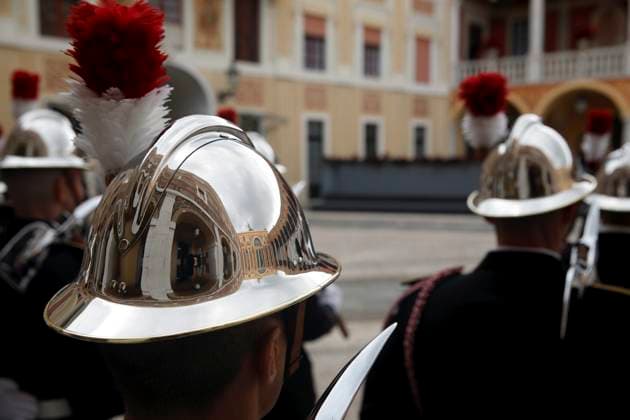 FETE NATIONALE MONACO COUR HONNEUR PALAIS PHOTOPQR NICE MATIN Jean François Ottonello Monaco 19 11 2025 NO TABLOIDS WEB PRINT, NO DAILY MAIL GROUP, NO VOICI, NO GALA Fete Nationale Monegasque 2025 Cour dHonneur du palais princier reflection in a firemans helmet Monaco 19 November 2025 Monegasque National Day 2025 Monaco France  Copyright: xPHOTOPQR NICExMATIN MAXPPPxJeanxFrançoisxOttonellox 20251119NIM4400 20251119NIM4400