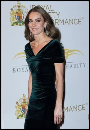 . 19 11 2025. London, United Kingdom. Prince William and Kate Middleton, the Prince and Princess of Wales arriving at the Royal Variety Performance in London.  xStephenxLockx xi-Imagesx IIM-26391-0022