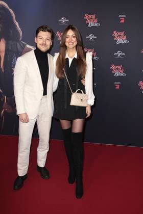 Lion Wasczyk and Lisa Rosa Braeutigam at the Song Sung Blue movie premiere on 19 11 2025 at the Zoo Palast in Berlin Song Sung Blue movie premiere in Berlin with Hugh Jackman Kate Hudson